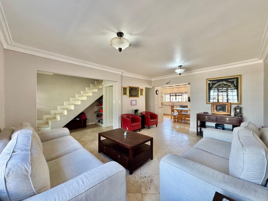 4 Bedroom Property for Sale in Zonnebloem Western Cape